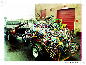 Bikes on Tylur's trailer Bikes on Tylur's trailer